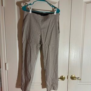 A New Day plaid skinny ankle pants. Size 12